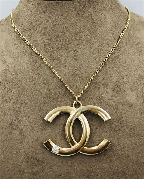 chanel necklace with cc logo|chanel cc necklace price.